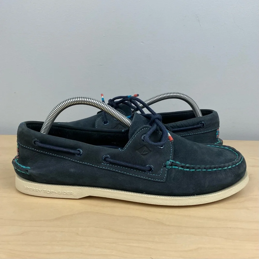 Sperry Top-Sider Men’s Size 10.0 Classic 2-Eye Boat Shoes Navy Blue Leather